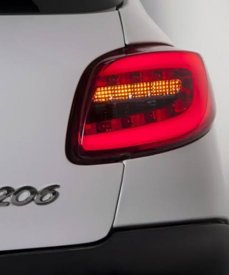 چراغ اسپورت 206 طرح 207-sports-light-206-design-207